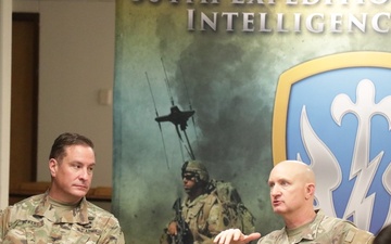 FORSCOM G2 Visit to 504th Expeditionary Military Intelligence Brigade