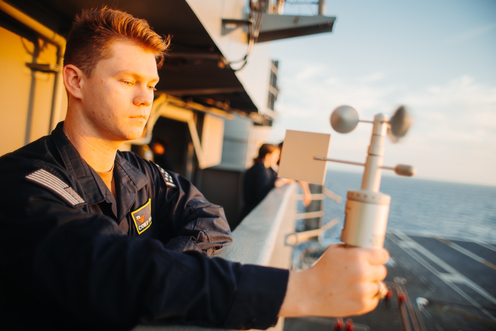 Aerographer's Mates Conduct Weather Operations