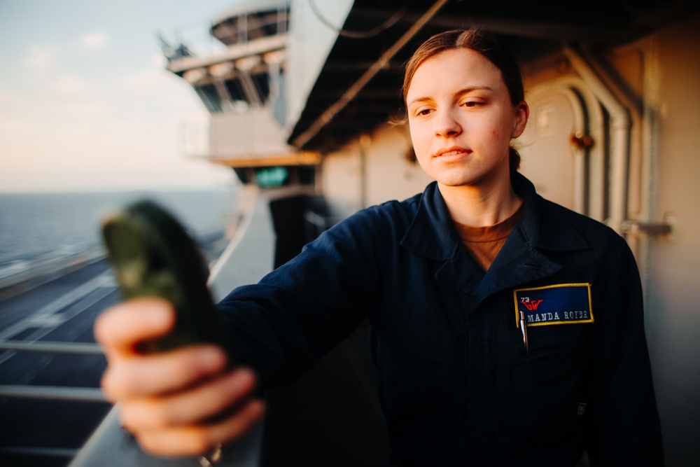 Aerographer's Mates Conduct Weather Operations