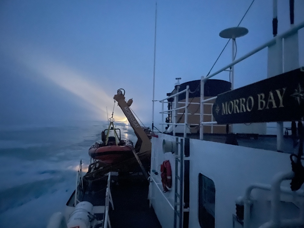 U.S. Coast Guard Cutter Morro Bay (WTGB 106) assists PRENTISS BROWN in Detroit River