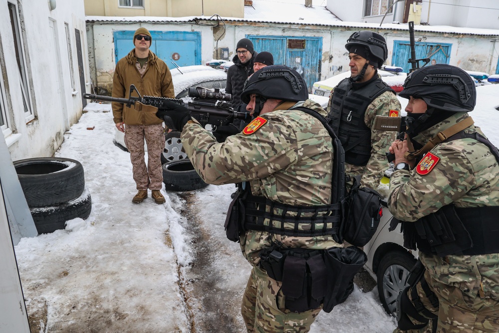 FASTEUR Trains with Moldovan Police Forces