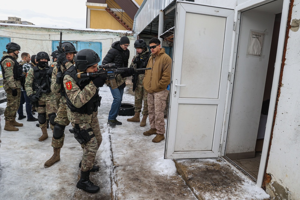 FASTEUR Trains with Moldovan Police Forces