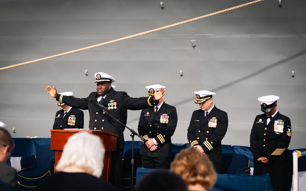 USS Lassen (DDG 82) Holds Change of Command