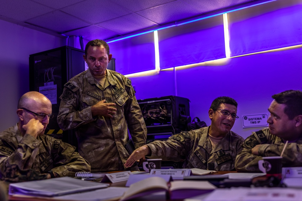 U.S. Marine Corps Forces, South, and Infantería de Marina del Perú participate in staff planner working group