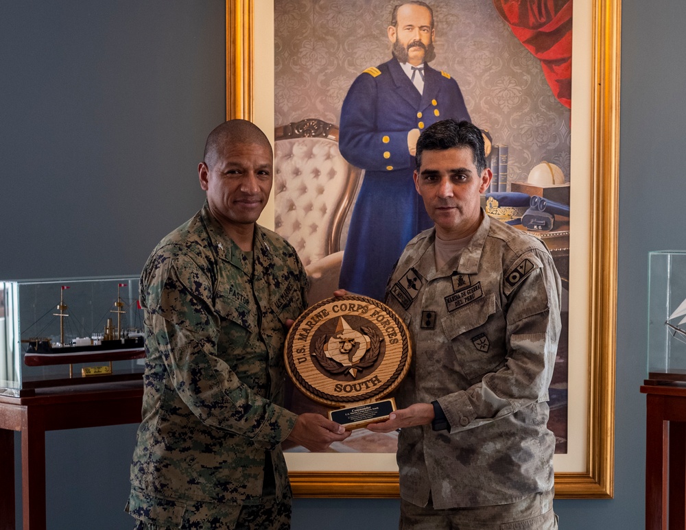 U.S. Marine Corps Forces, South, and Infantería de Marina del Perú participate in staff planner working group