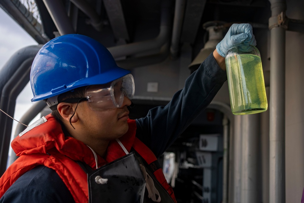 USS Princeton Conducts a Fueling-at-sea with USNS John Ericsson