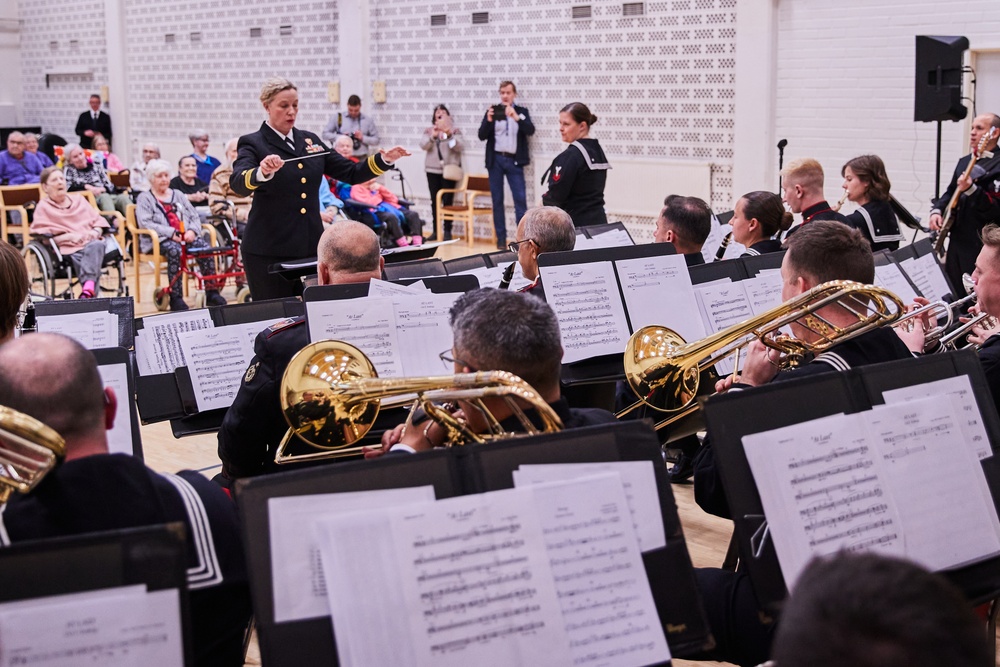 Naval Band Performance at Veteran's Hospital