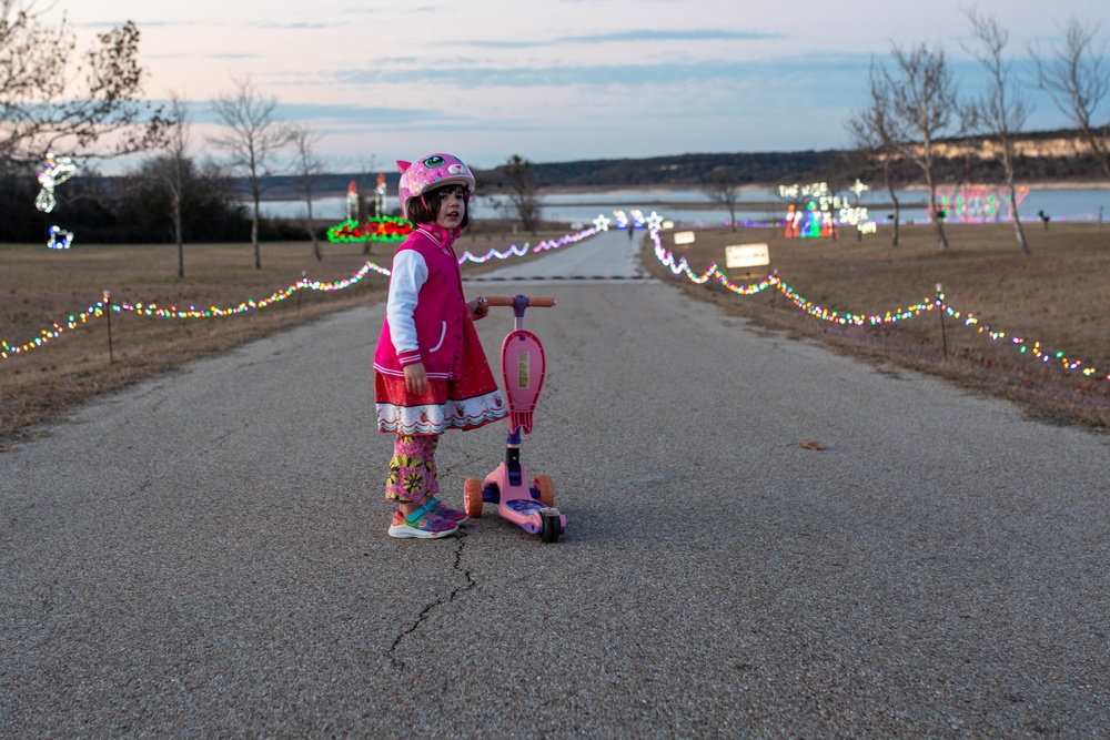 Walk closes out annual holiday tradition at Fort Cavazos