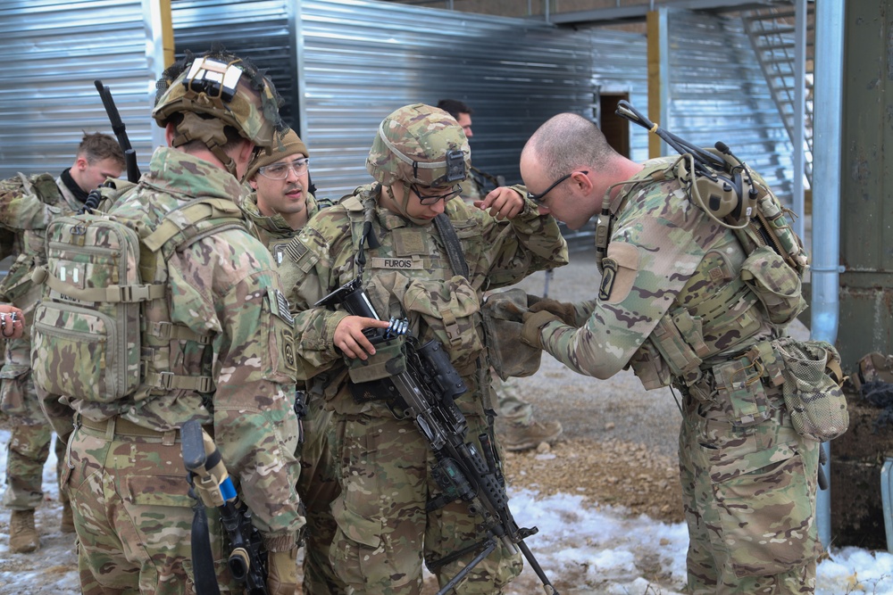 173rd Airborne Brigade conducts Exercise Rock Inferno