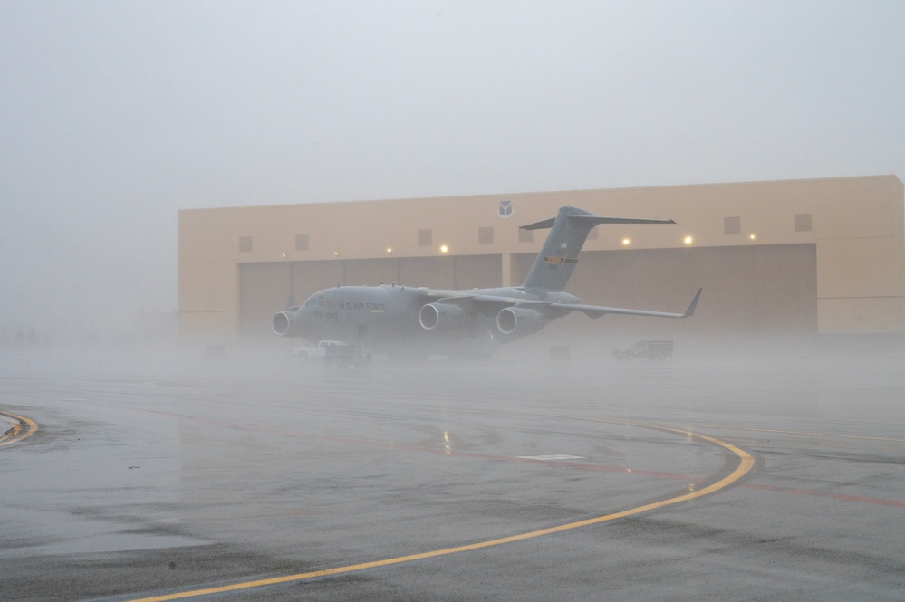 C-17 foggy flight line