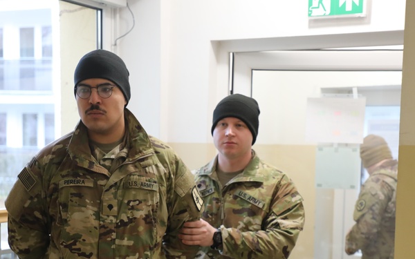 525th EXPEDITIONARY MILITARY INTELLIGENCE BRIGADE AND PARTNERS CONDUCT GUARDIAN SPHINX.
