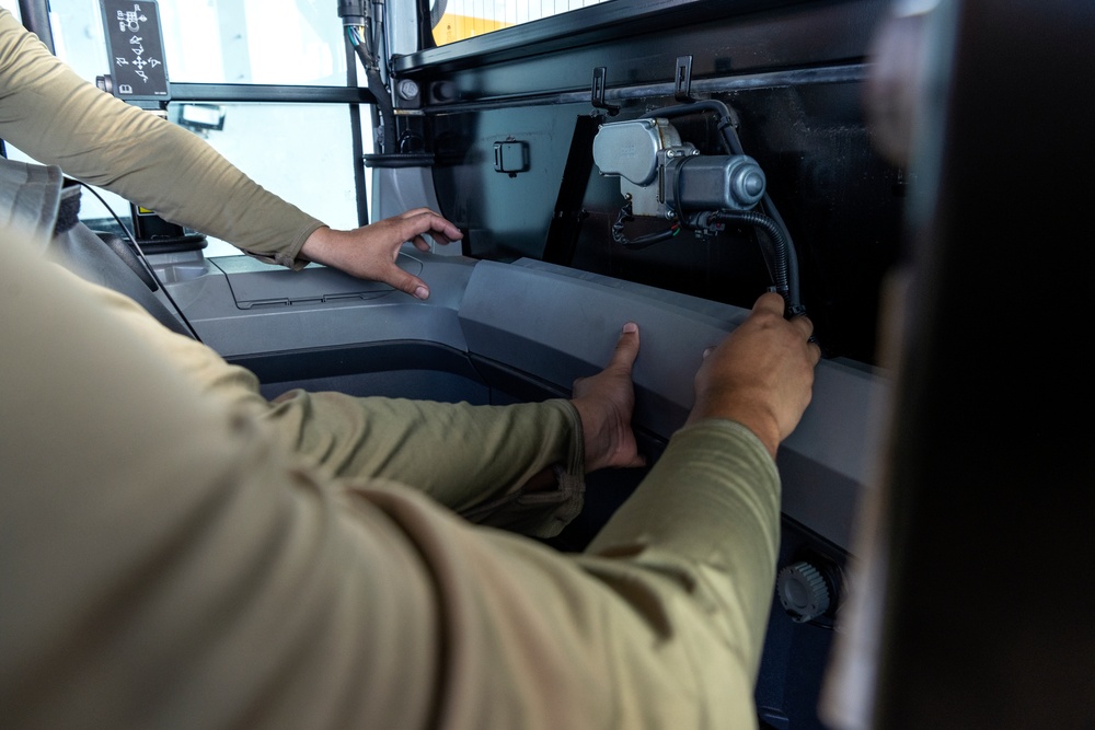 Vehicle Maintenance Airmen repair 13K AT forklift