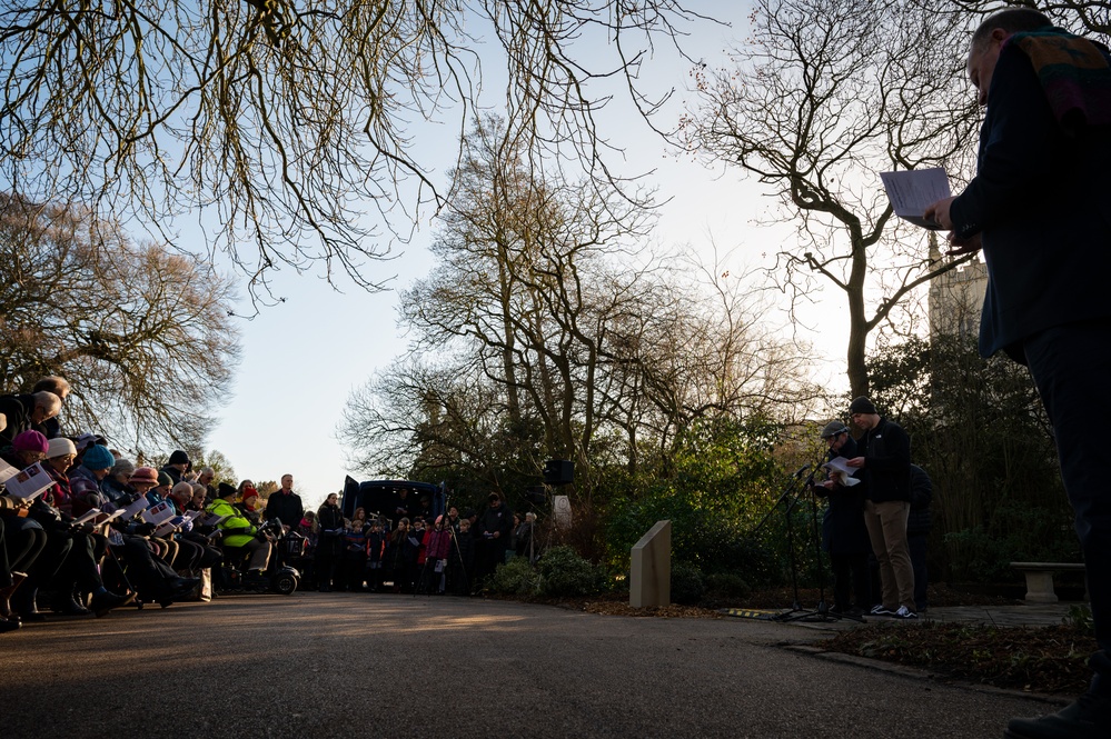 Base Jewish Community Participates in Holocaust Memorial