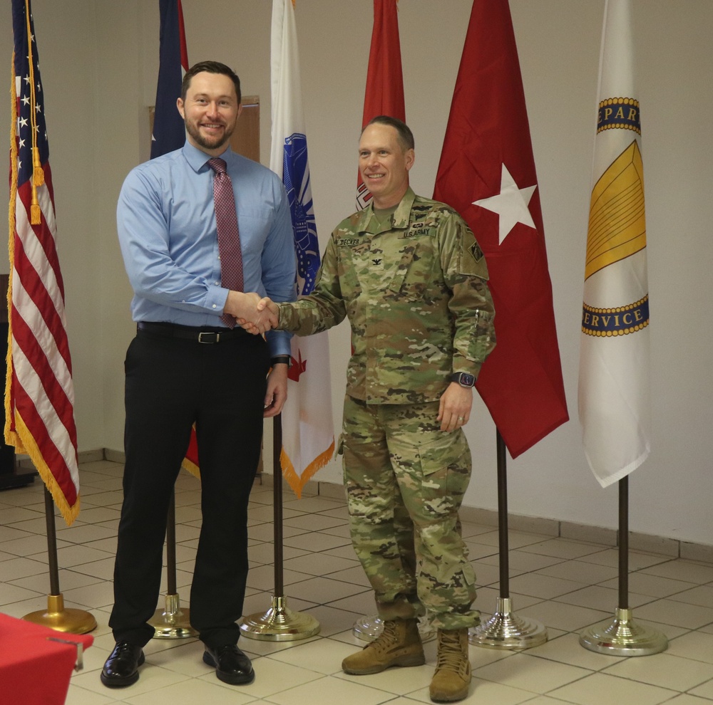 USACE Task Force VIPR Commander coins Tiger Team as part of the events of the South Atlantic Division Regional Governance Meeting