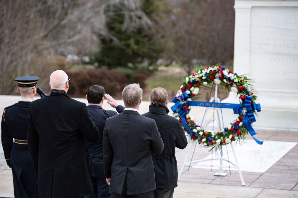 Oklahoma Civilian Aides to the Secretary of the Army Visit Arlington National Cemetery