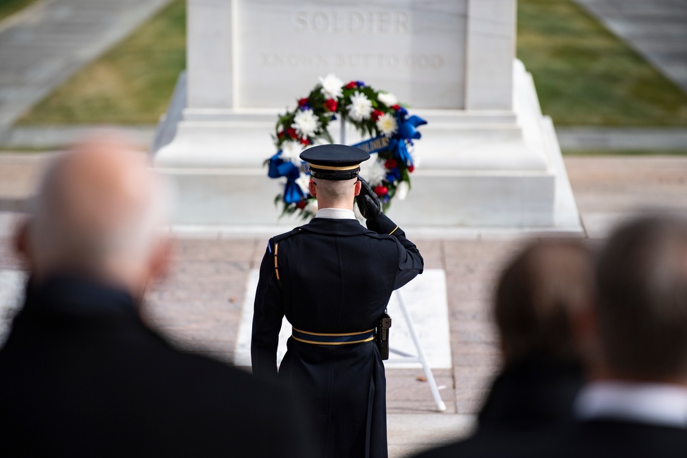 Oklahoma Civilian Aides to the Secretary of the Army Visit Arlington National Cemetery