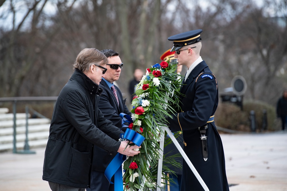 Oklahoma Civilian Aides to the Secretary of the Army Visit Arlington National Cemetery