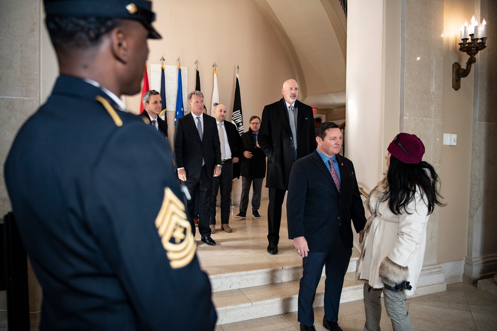 Oklahoma Civilian Aides to the Secretary of the Army Visit Arlington National Cemetery