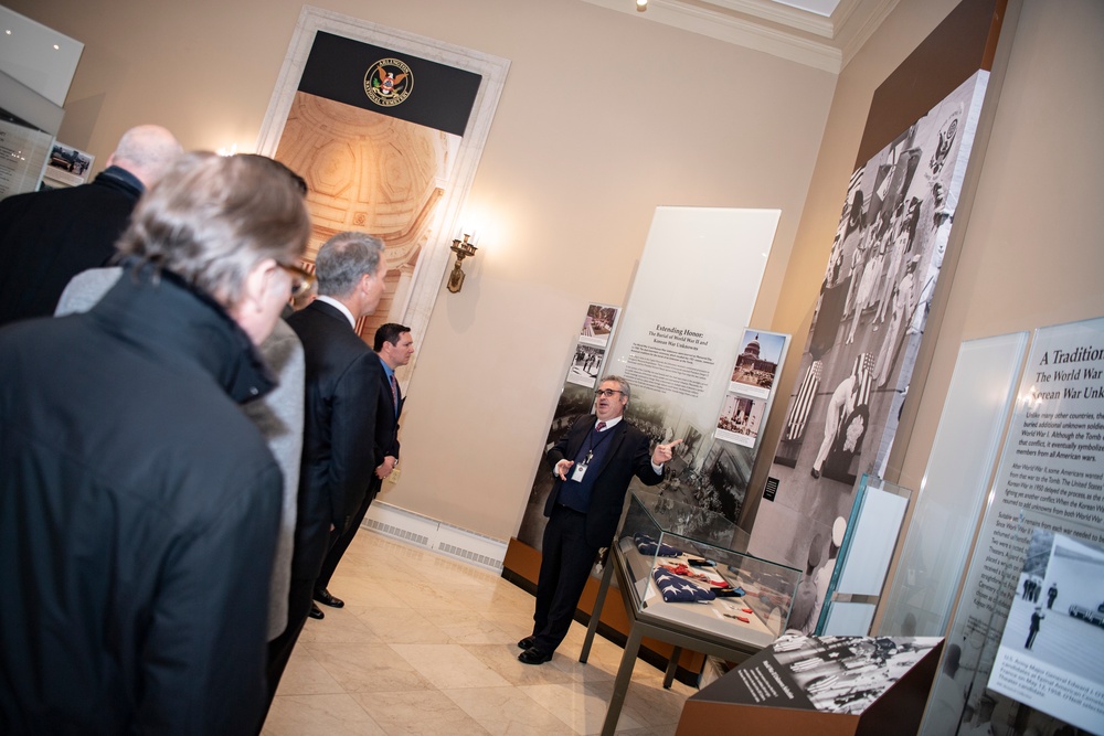 Oklahoma Civilian Aides to the Secretary of the Army Visit Arlington National Cemetery
