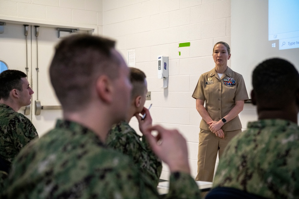 U.S. Navy Ceremonial Guard screens Recruits at RTC