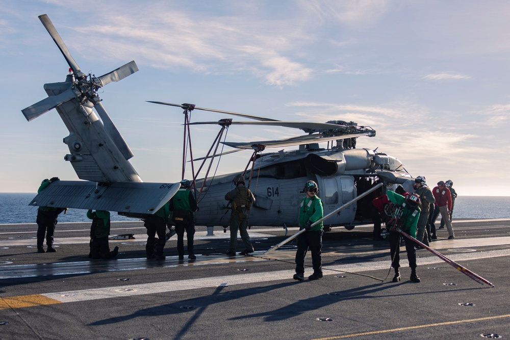 Abraham Lincoln conducts flight operations