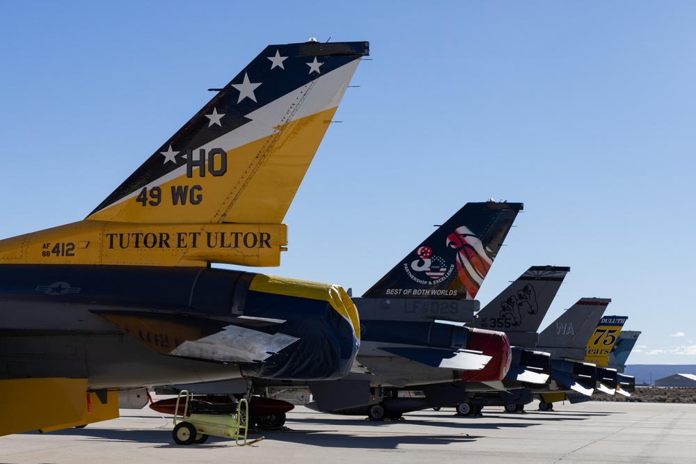 Edwards hosts F-16 50th anniversary celebration