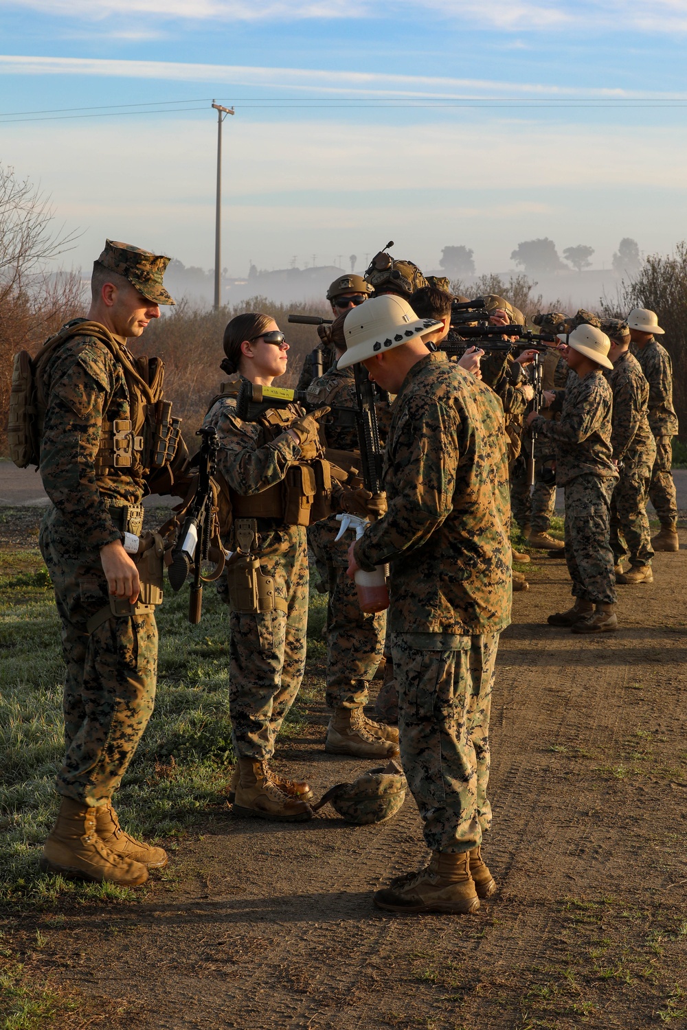 1st MARDIV company commanders course conducts live-fire range