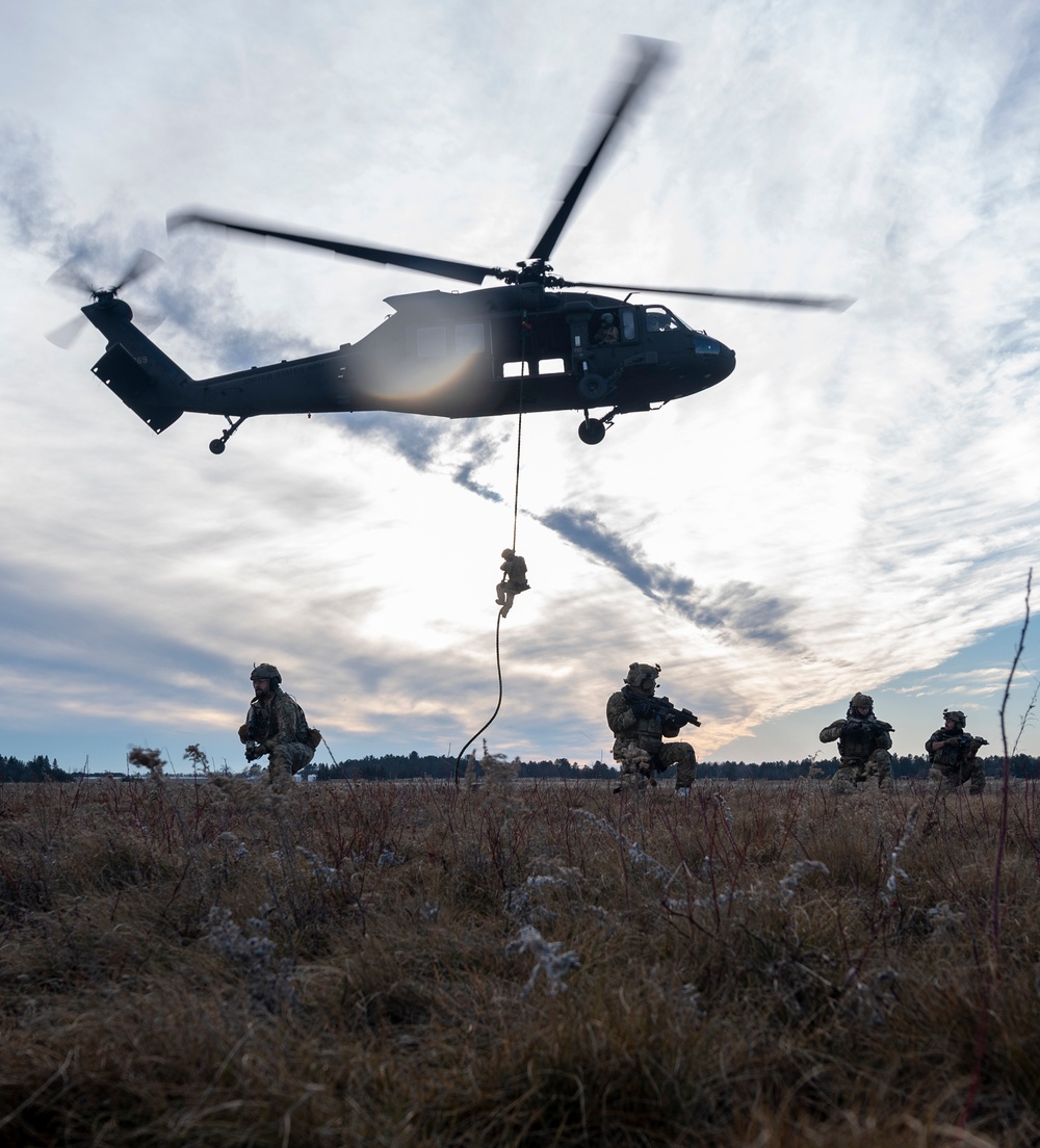 Navy Explosive Ordnance Disposal Hosts Arctic Training Exercise Snow Crab Ex 24-1