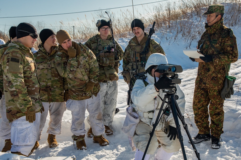 JGSDF and US Paratrooper Mortar Training, North Wind 24