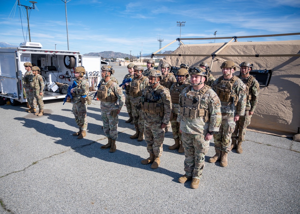 Maj. Gen. Klein visits March ARB