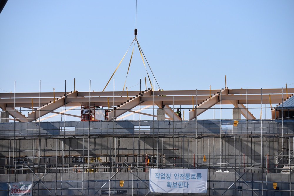 Army engineers construct vehicle maintenance facilities on Camp Humphreys, South Korea