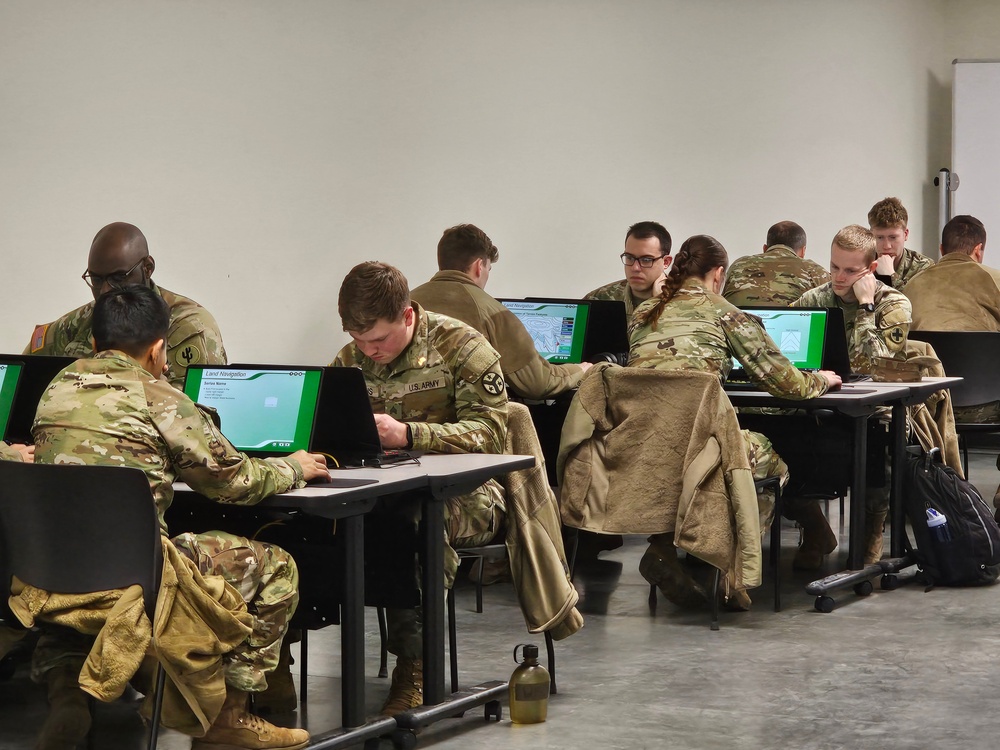 Fort McCoy NCO Academy students learn land-navigation at Virtual Battle Space simulation area