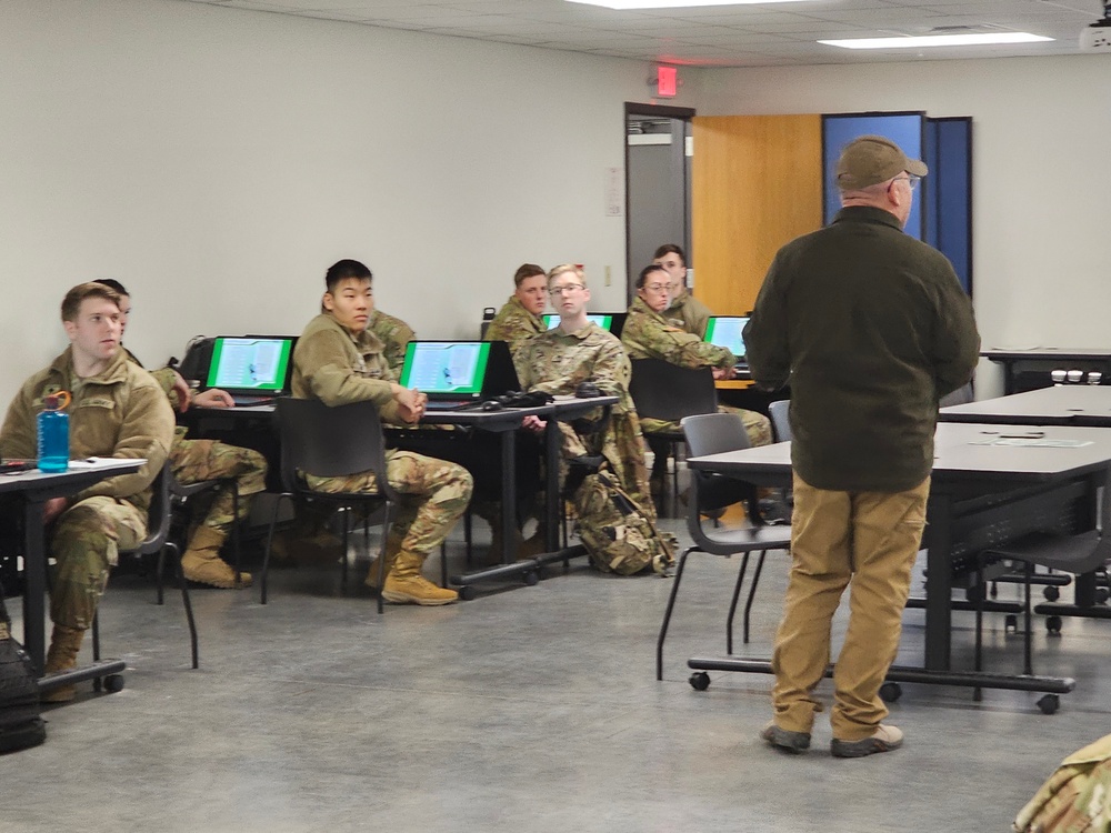 Fort McCoy NCO Academy students learn land-navigation at Virtual Battle Space simulation area