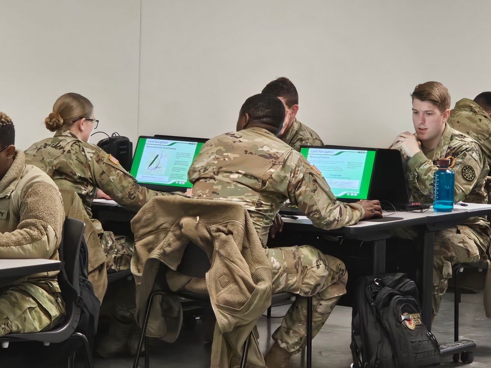 Fort McCoy NCO Academy students learn land-navigation at Virtual Battle Space simulation