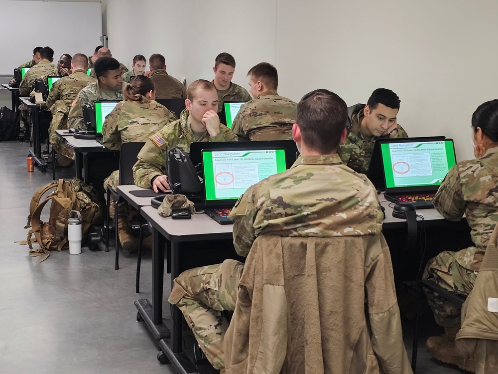 Fort McCoy NCO Academy students learn land-navigation at Virtual Battle Space simulation