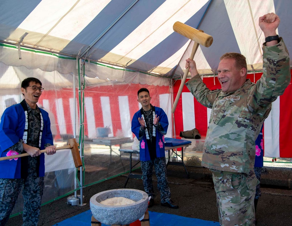 Yokota honors host nation traditions during Japan Culture Day