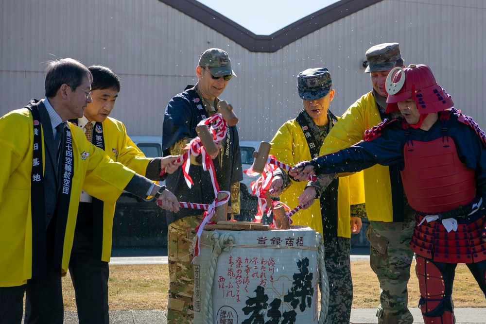 Yokota honors host nation traditions during Japan Culture Day