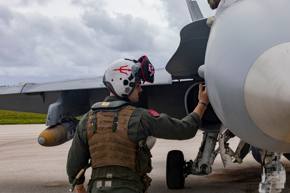 Suns Out, Guns Out: VMFA-232 enhances unit proficiencies