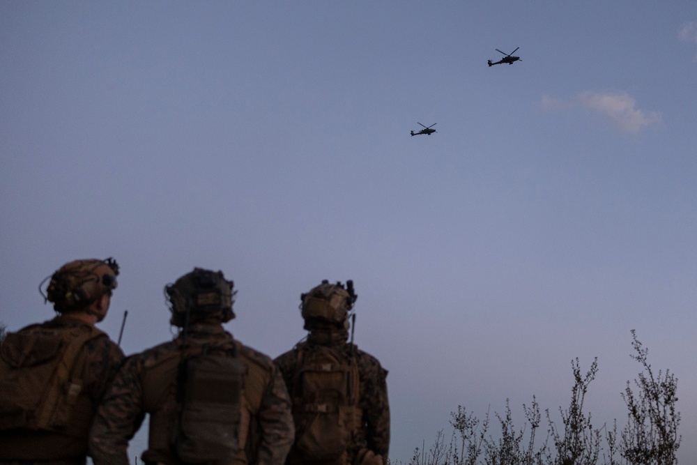 26th MEU(SOC) and Hellenic Marines conduct FSCEX/SACEX during Odyssey Encore