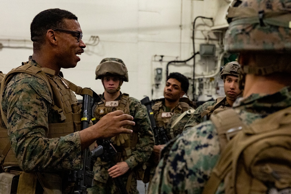 31st MEU CLB conduct mass casualty rehearsal