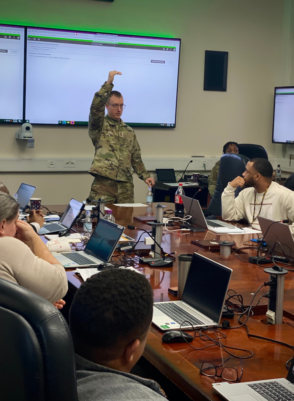 ASC sends HR experts to Europe to provide IPPS-A training to 405th AFSB