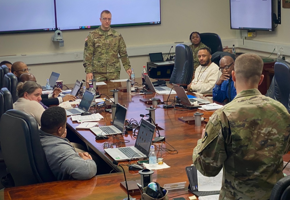 ASC sends HR experts to Europe to provide IPPS-A training to 405th AFSB