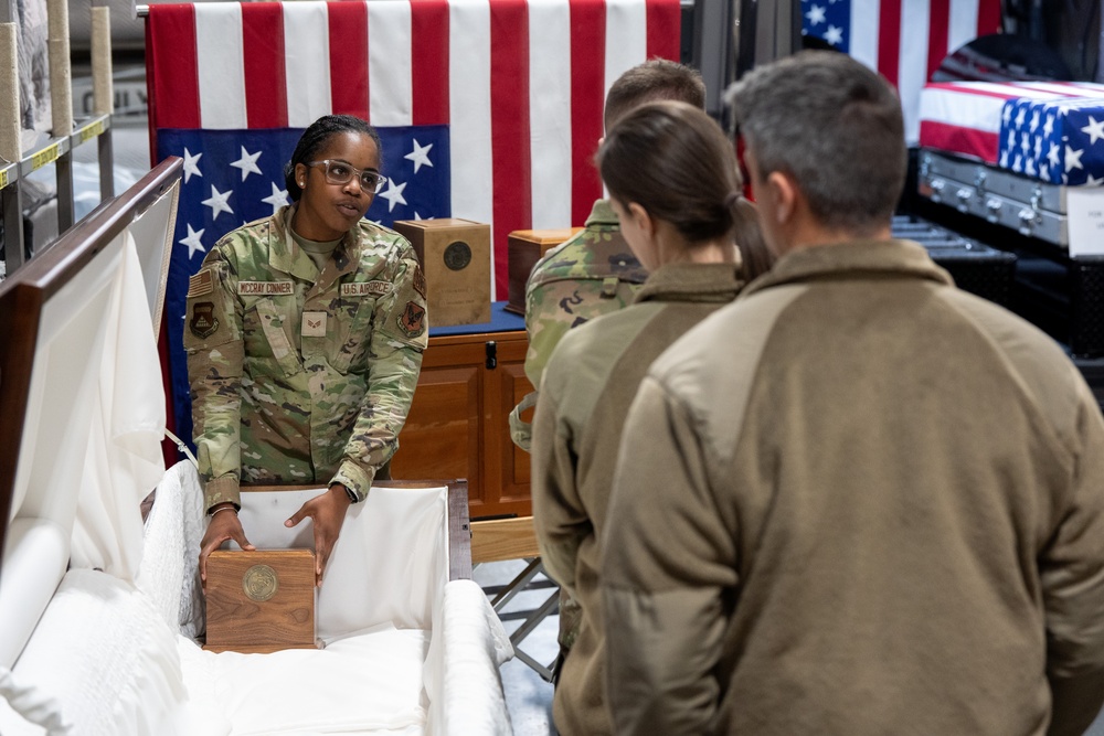 Mortuary officers and technicians learn about AFMAO mission