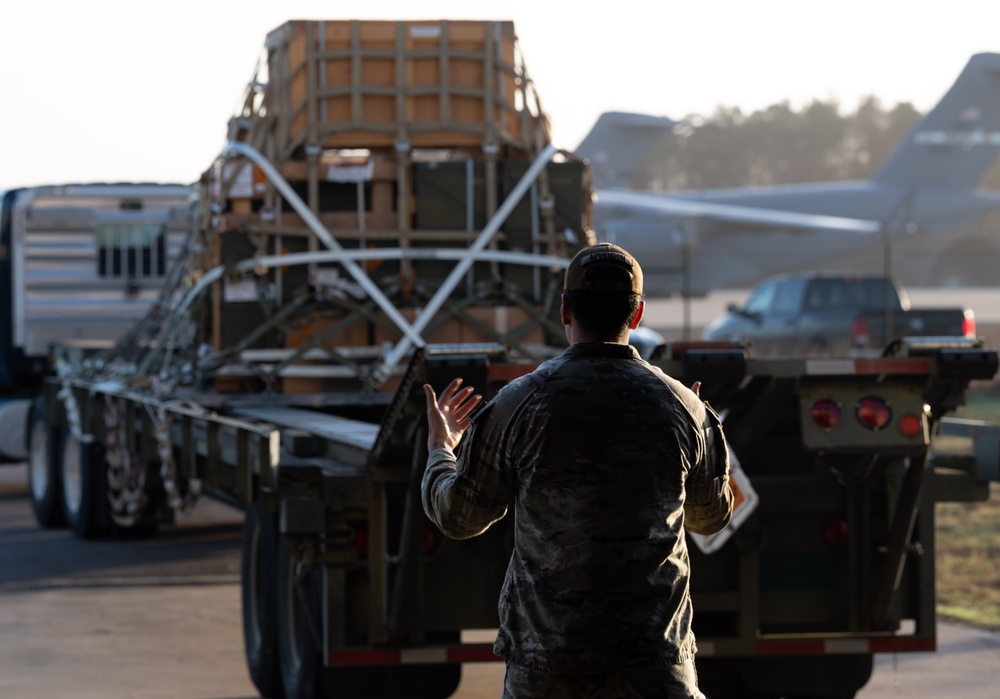 86th MUNS delivers BOOM boxes