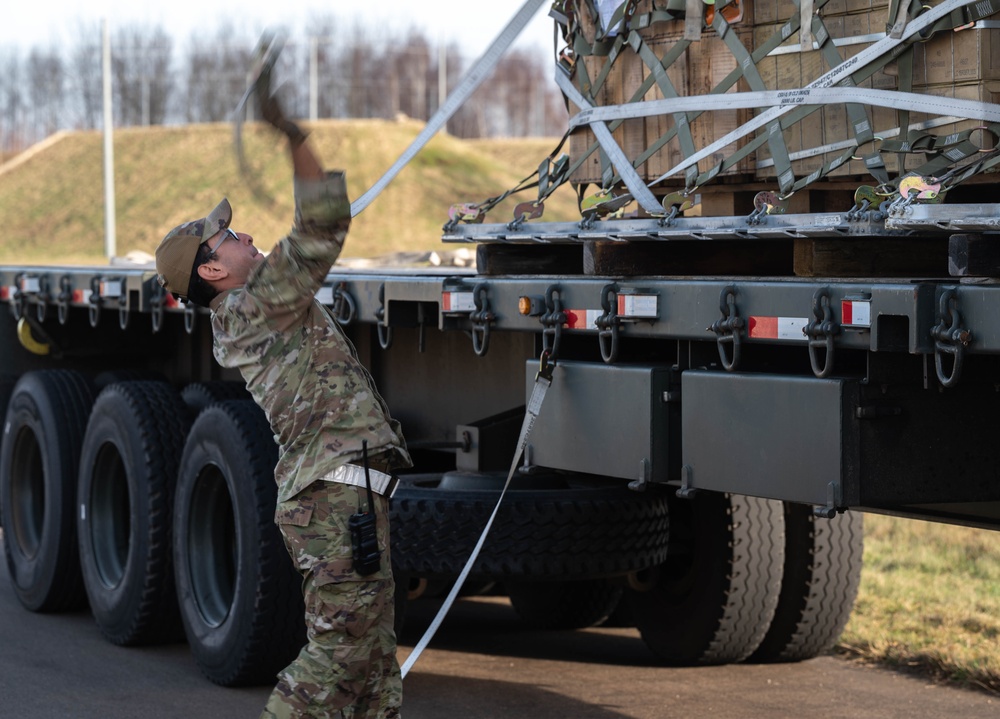 86th MUNS delivers BOOM boxes