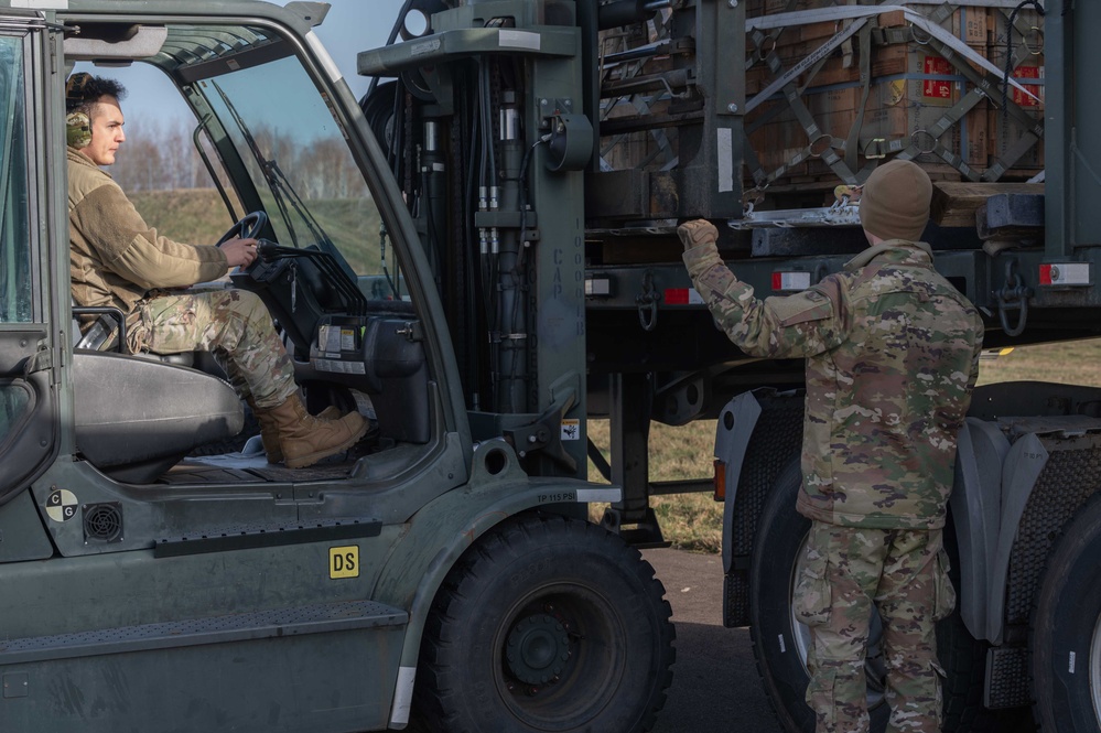 86th MUNS delivers BOOM boxes