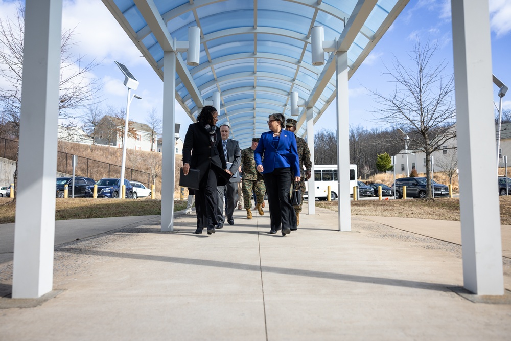 Congresswoman Jennifer McClellan Visits Marine Corps Base Quantico