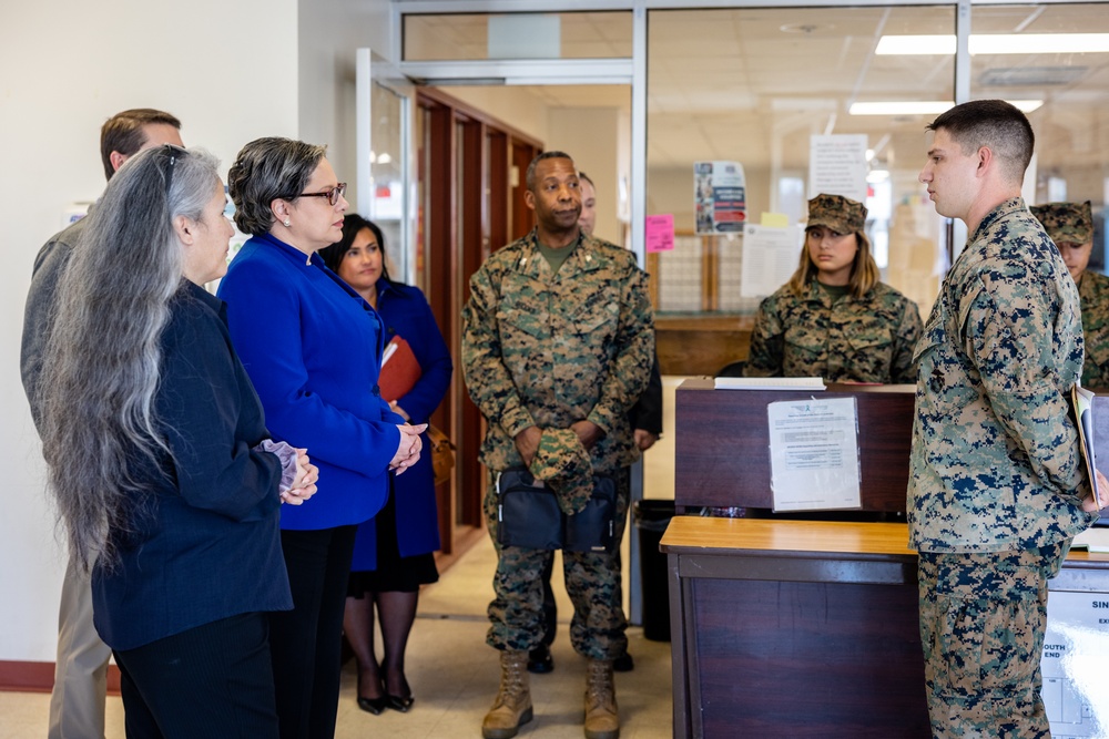 Congresswoman Jennifer McClellan Visits Marine Corps Base Quantico