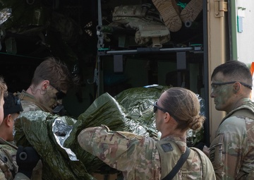 Paratroopers train on aeromedical evacuations, build airborne capabilities