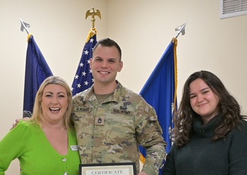 Soldier awarded for volunteer work